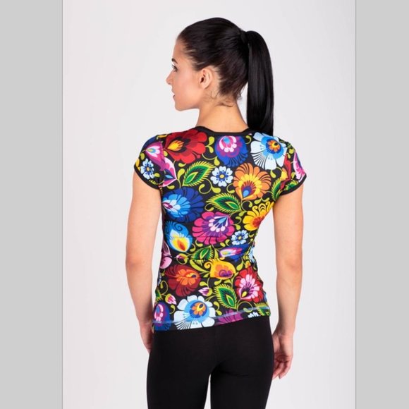 NWT fitness sport top folklore flowers sleeve - Picture 2 of 4